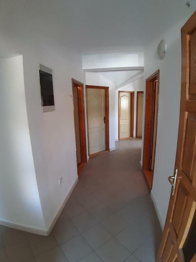 Smjestaj Mm Trebinje Hotel Bagian luar foto