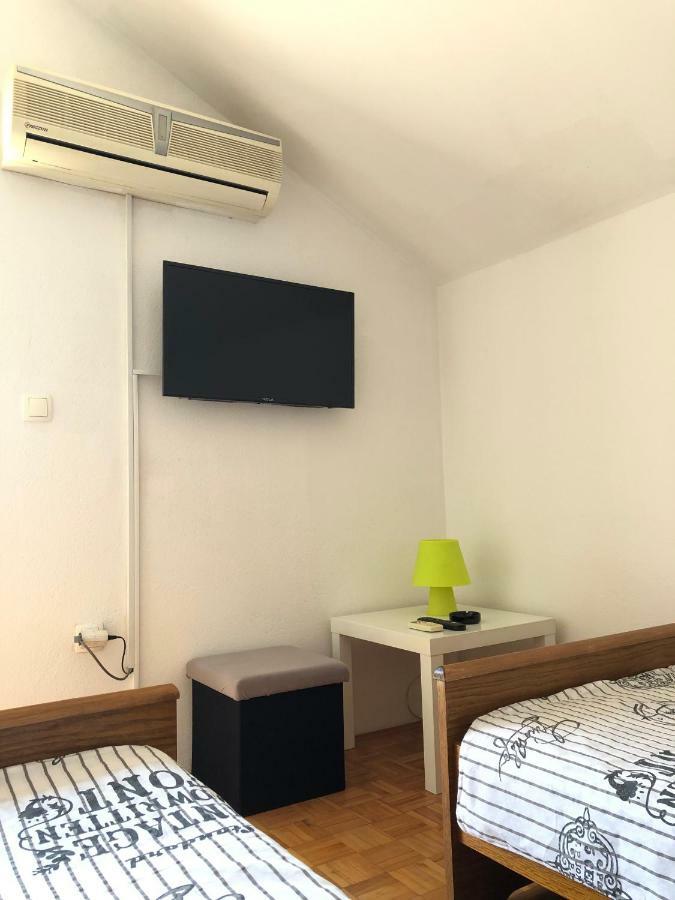 Smjestaj Mm Trebinje Hotel Bagian luar foto