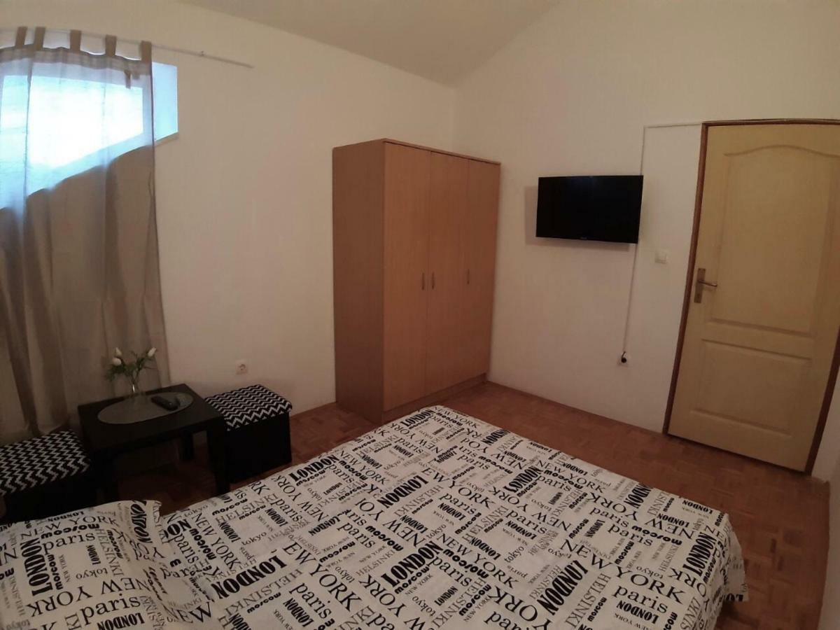 Smjestaj Mm Trebinje Hotel Bagian luar foto